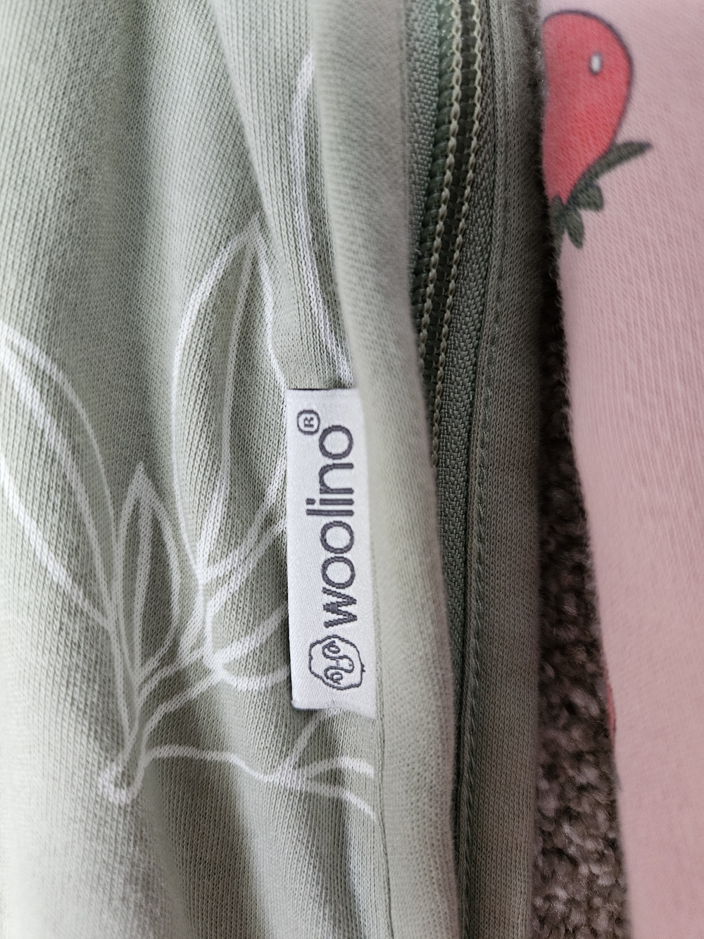 Woolino Sleepsack Bundle, Green Leaves & Pink Strawberries - Picture 5 of 7